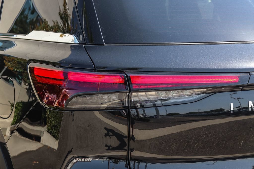 Certified 2023 INFINITI QX60 Luxe w/ Cargo Package FWD image 9