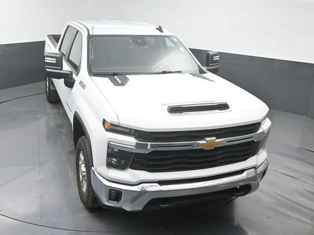Used 2024 Chevrolet Silverado 2500 LT AWD/4WD image 42