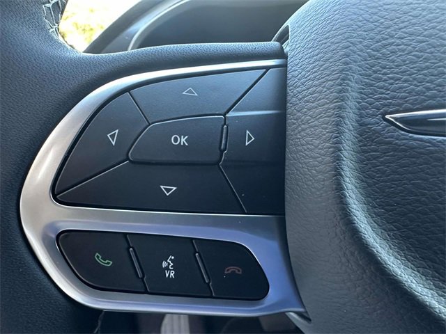 New 2026 Chrysler Pacifica Select image 28