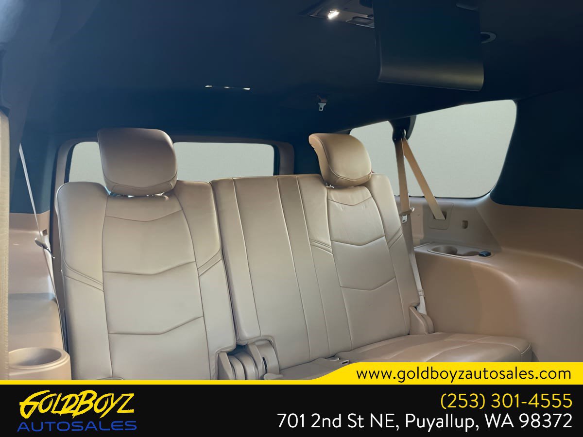 Used 2017 Cadillac Escalade ESV Platinum image 35