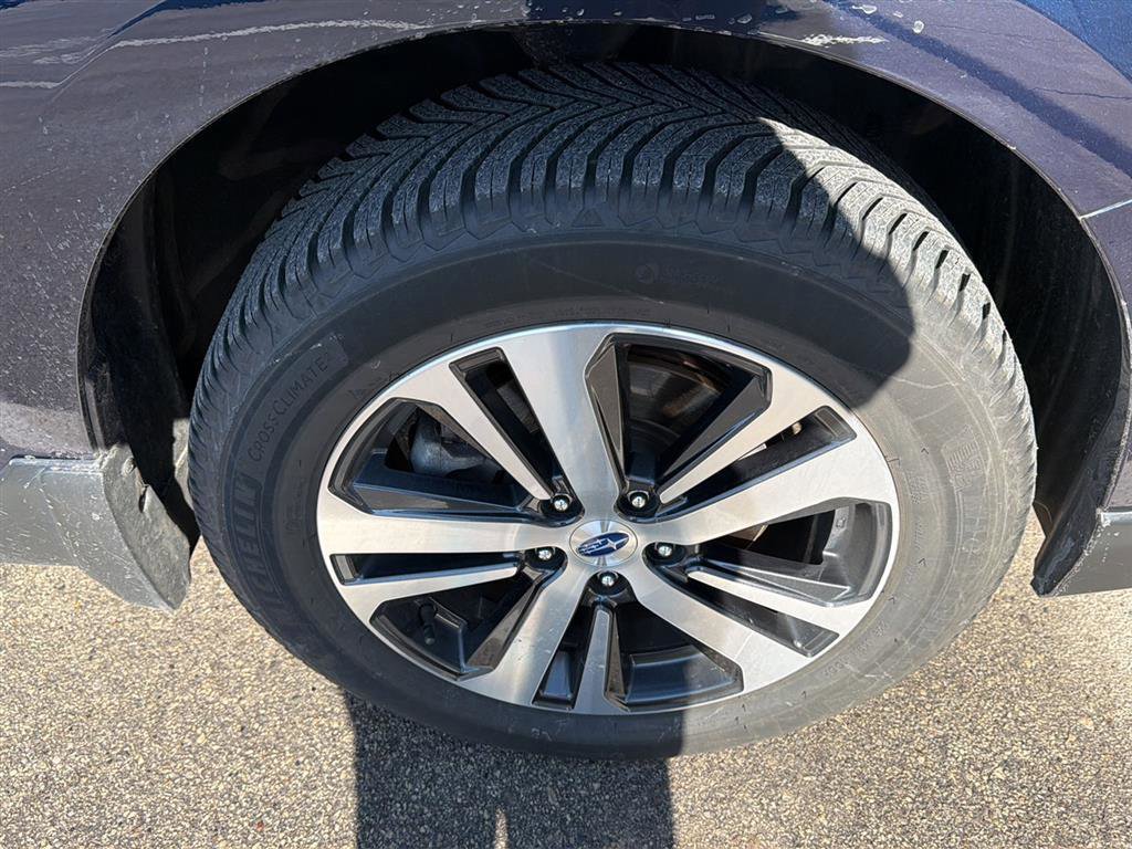 Used 2018 Subaru Outback 2.5i Limited w/ Popular Package #2 image 9