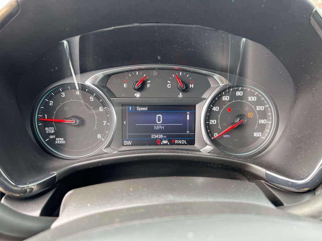 Used 2022 Chevrolet Equinox RS w/ LPO, Floor Liner Package AWD/4WD image 24