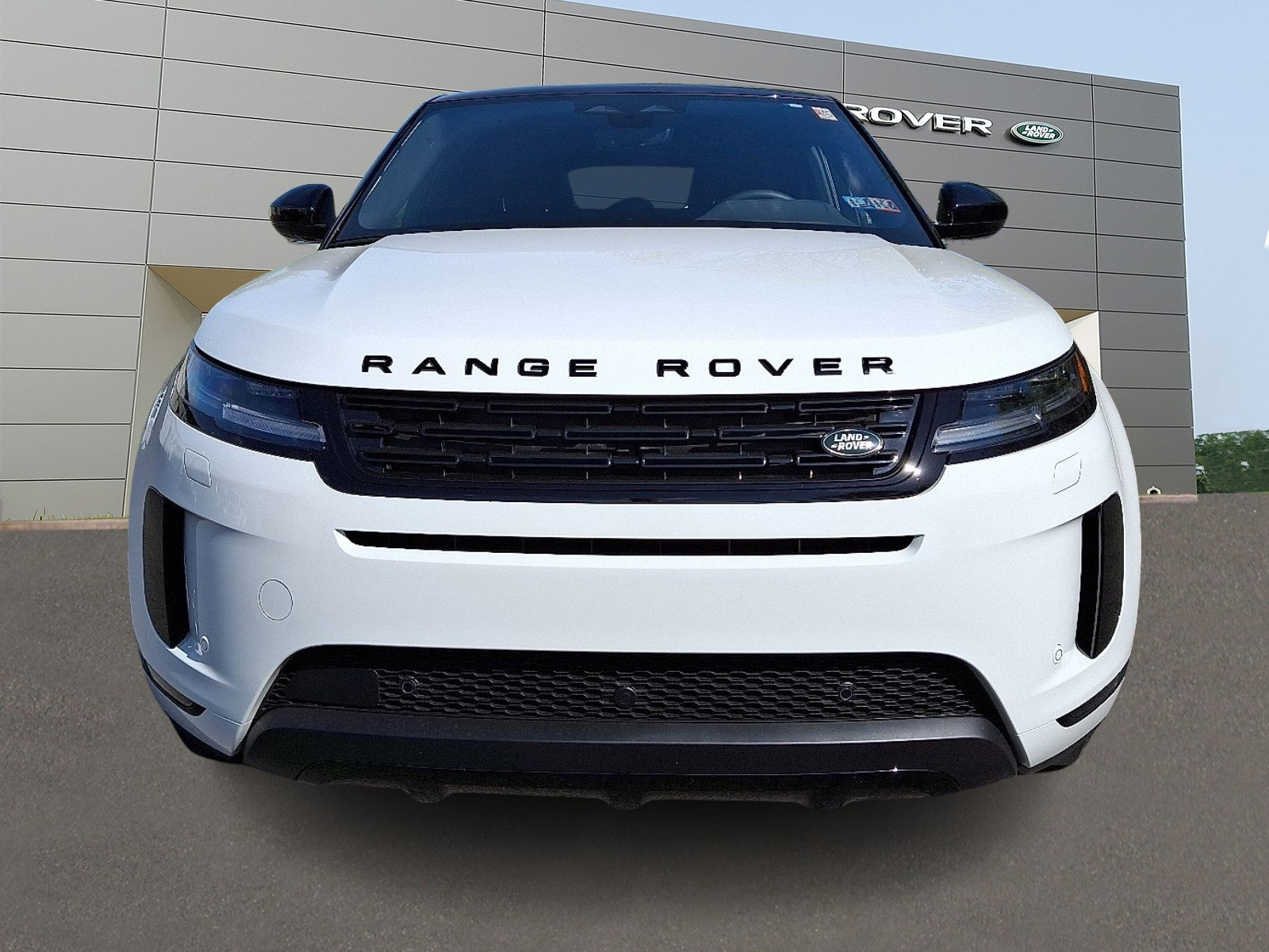 Certified 2025 Land Rover Range Rover Evoque S image 8