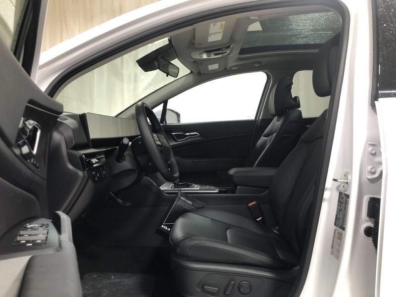 New 2026 Kia Sportage SX image 20