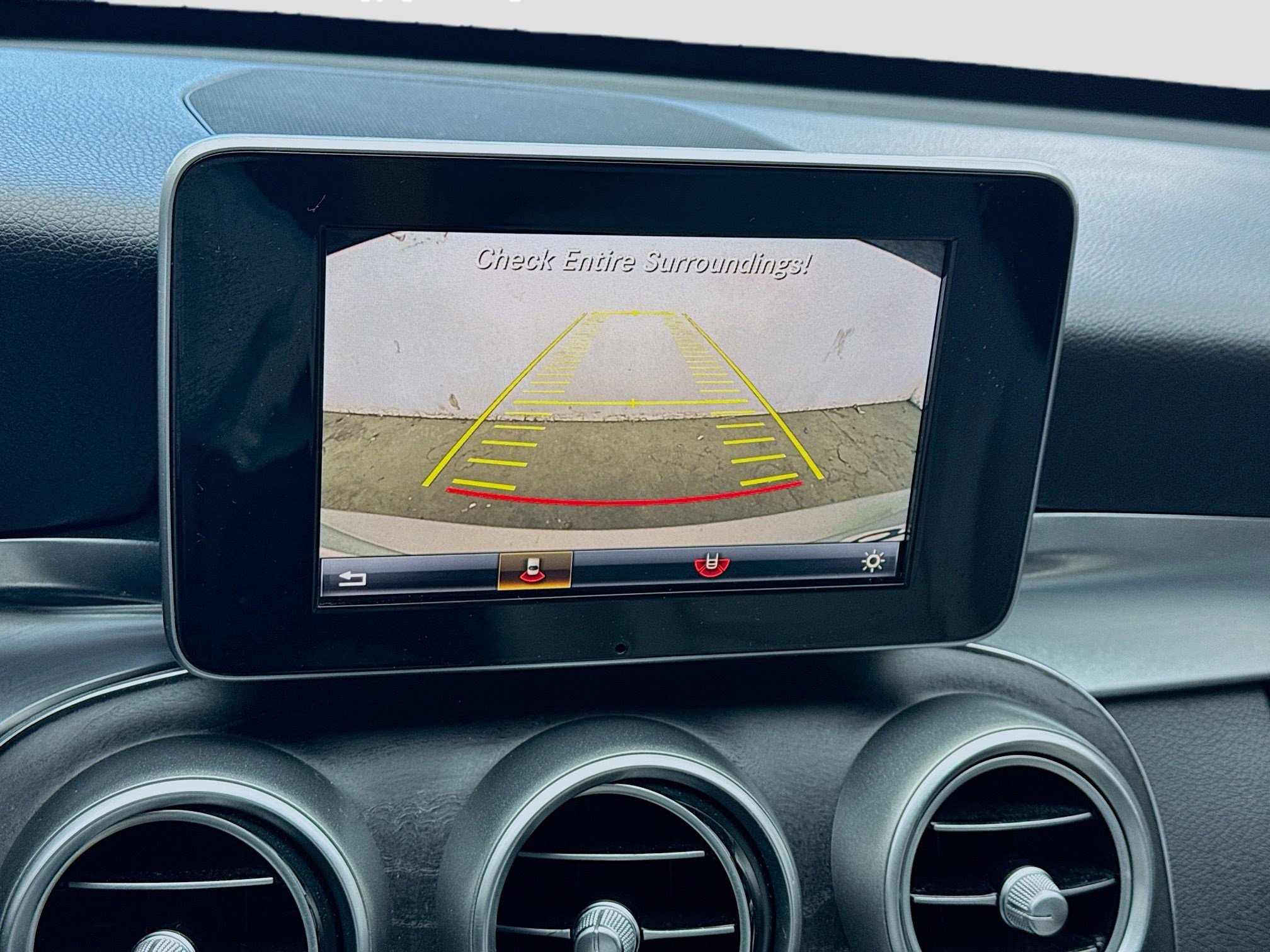 Used 2015 Mercedes-Benz C 300 Sedan image 10