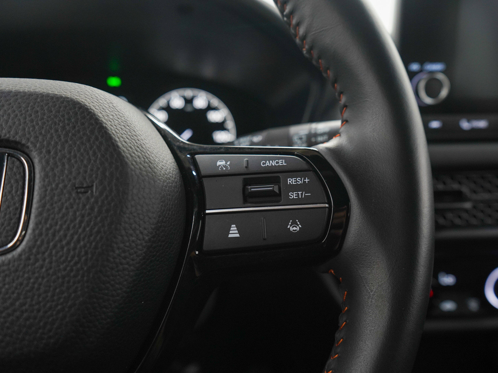 Used 2024 Honda HR-V Sport image 25