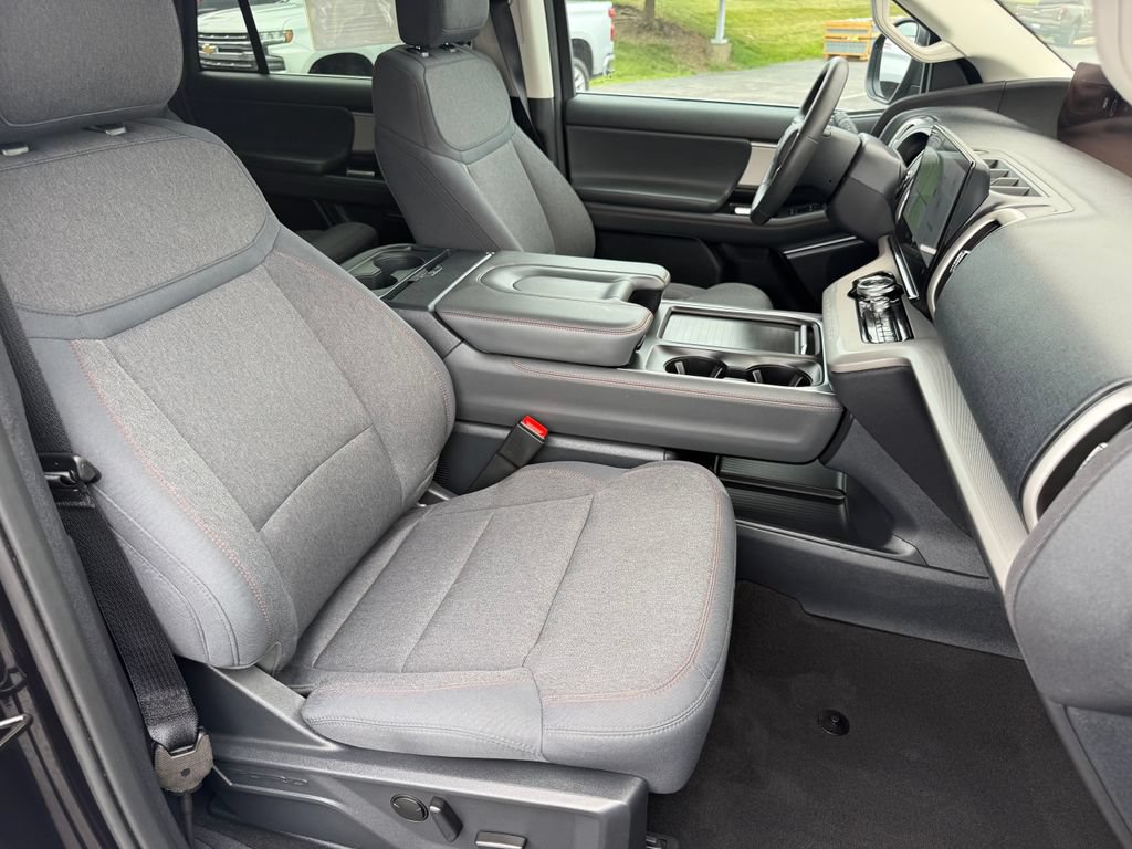 Certified 2025 Ford Expedition Max Active AWD/4WD image 17