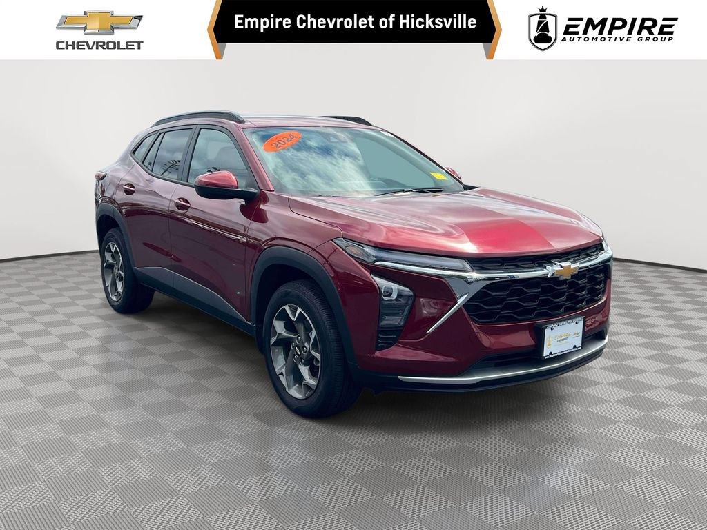 Used 2024 Chevrolet Trax LT w/ Driver Confidence Package