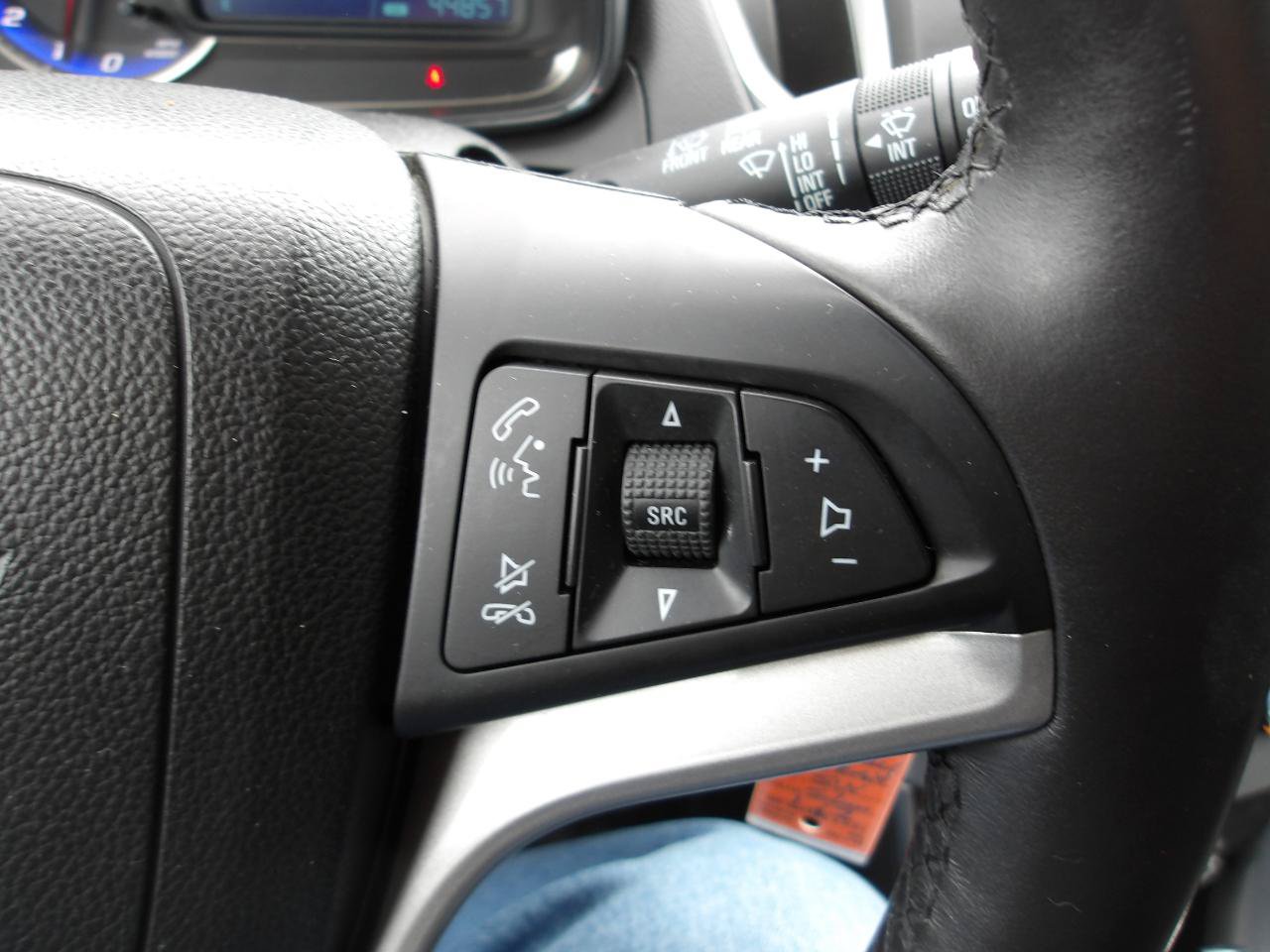 Used 2015 Chevrolet Trax LT w/ LT Plus Package AWD/4WD image 16