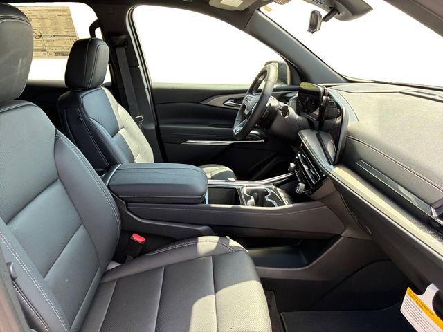 New 2026 Chevrolet Traverse LT w/ Midnight/Sport Edition AWD/4WD image 13
