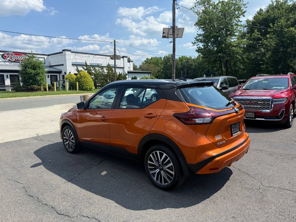 Used 2023 Nissan Kicks SV FWD image 5