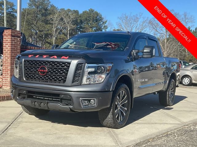 Used 2019 Nissan Titan PRO-4X w/ Pro-4x Convenience Package image 3