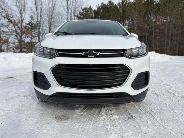 Certified 2021 Chevrolet Trax LS w/ Tint and Cruise Package image 2