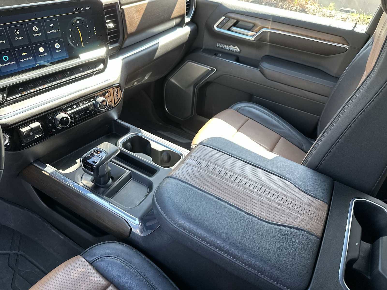 Used 2024 Chevrolet Silverado 1500 High Country w/ High Country Premium Package image 22