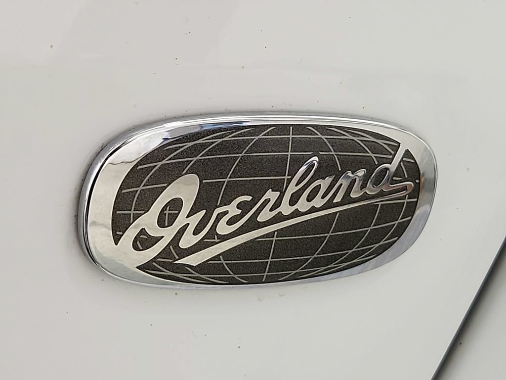 Used 2021 Jeep Grand Cherokee Overland AWD/4WD image 39