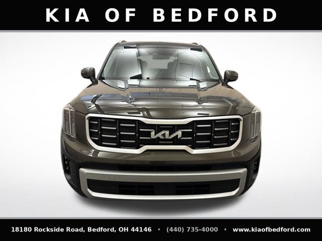 Certified 2024 Kia Telluride S FWD image 2