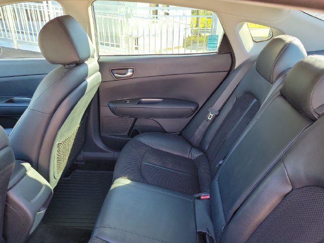 Used 2020 Kia Optima S FWD image 13