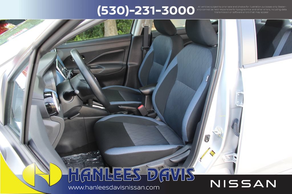 Used 2025 Nissan Versa SV w/ Trunk Package FWD image 12