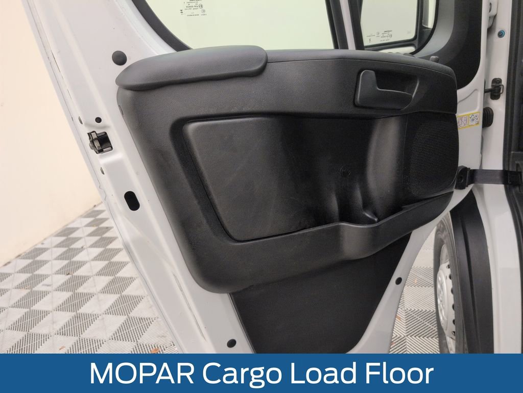 Used 2024 RAM ProMaster 2500 w/ Convenience Group image 31