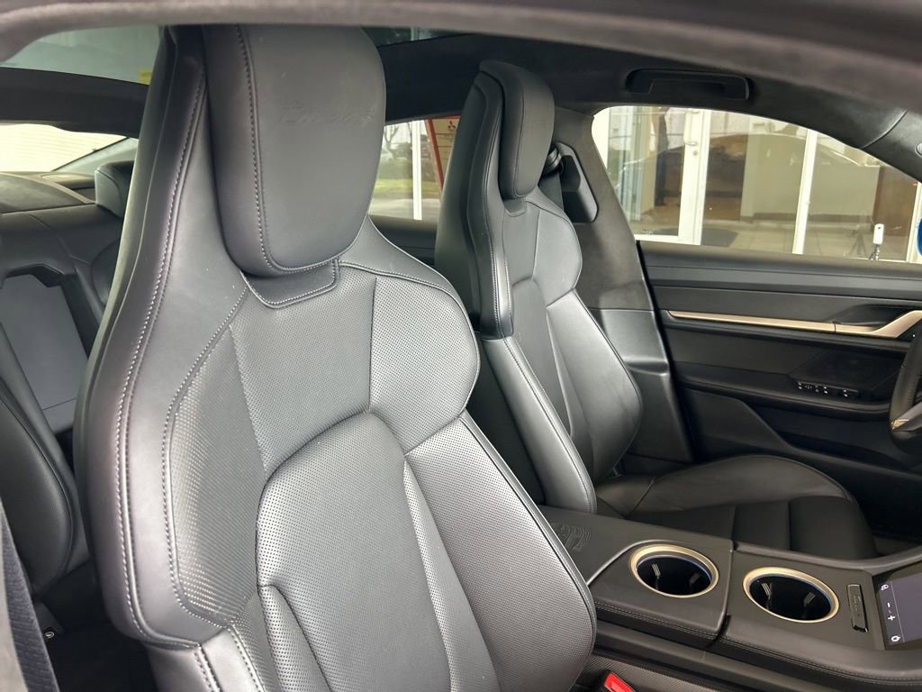Used 2022 Porsche Taycan Turbo S w/ Premium Package image 26