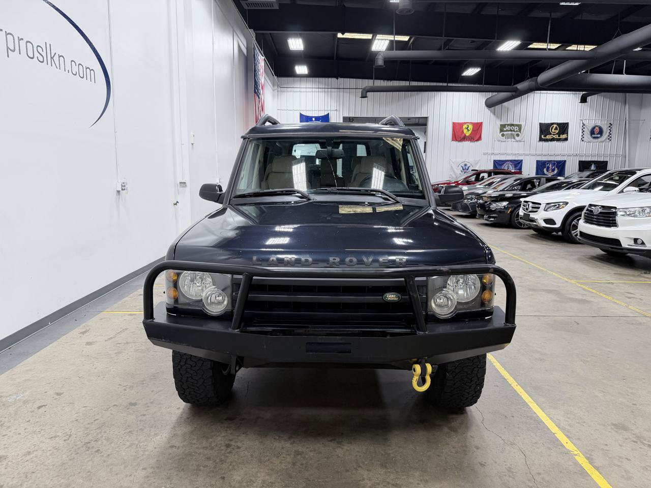 Used 2004 Land Rover Discovery S AWD/4WD image 16