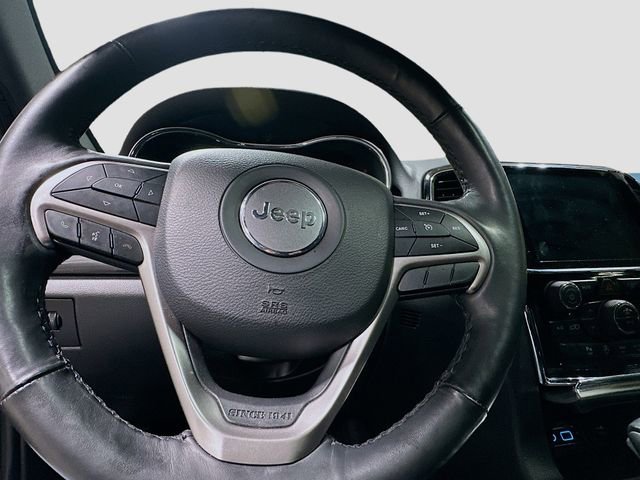 Used 2019 Jeep Grand Cherokee Altitude image 10