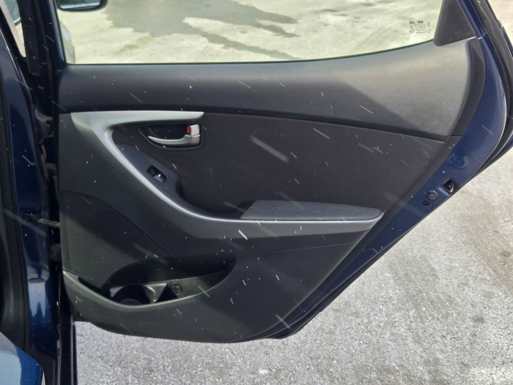 Used 2016 Hyundai Elantra Value Edition image 11
