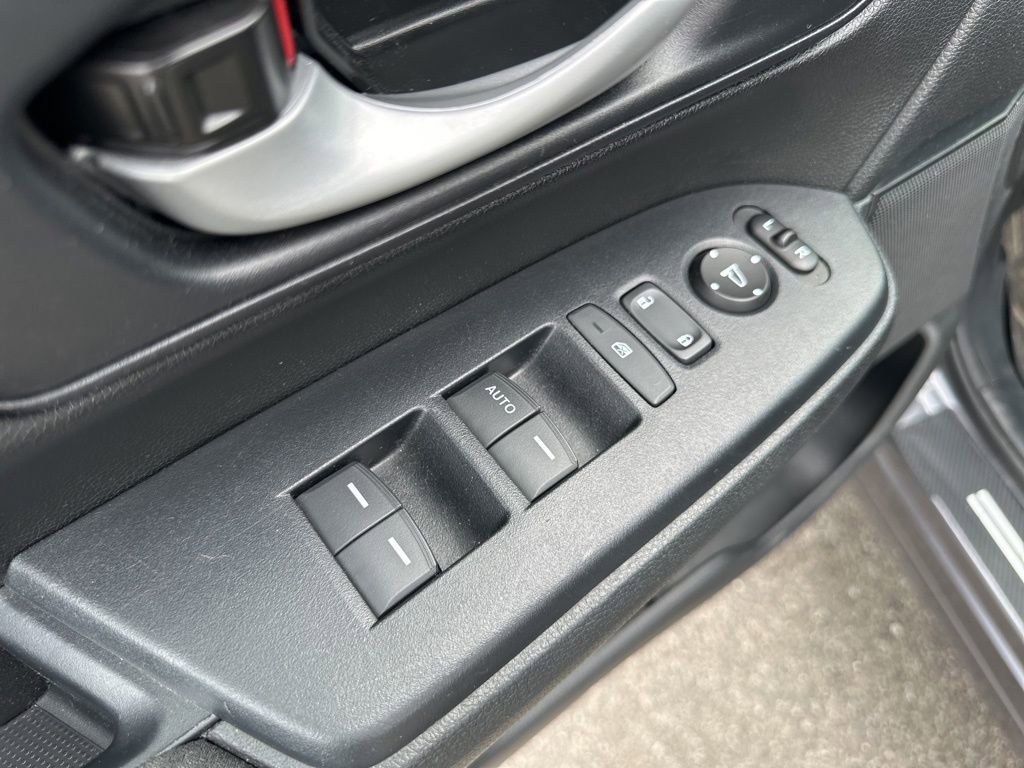 Used 2020 Honda CR-V LX image 16