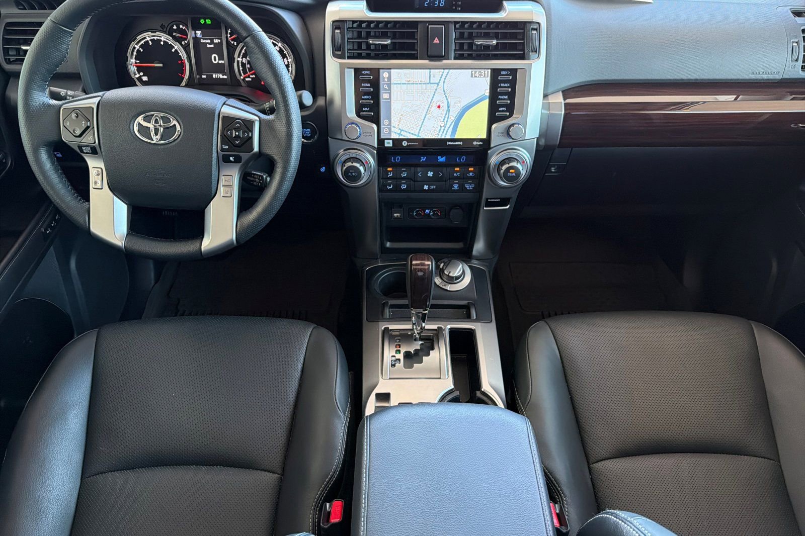 Used 2024 Toyota 4Runner Limited AWD/4WD image 13