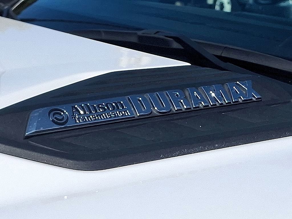 Used 2024 Chevrolet Silverado 2500 LTZ image 37