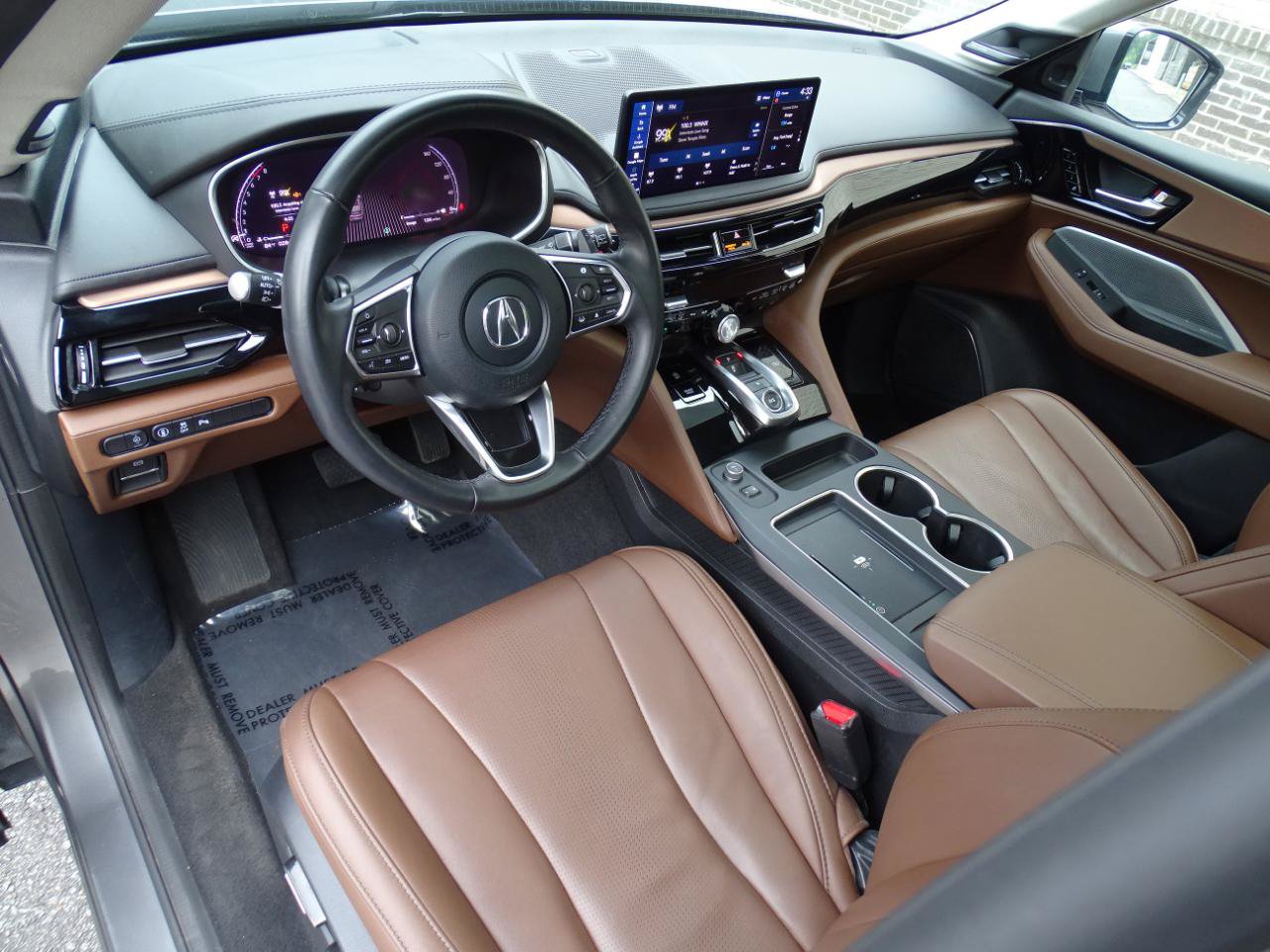 Used 2025 Acura MDX SH-AWD w/ Technology Package image 17