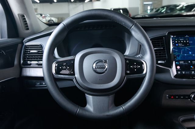 Used 2023 Volvo XC90 T8 Ultimate image 7