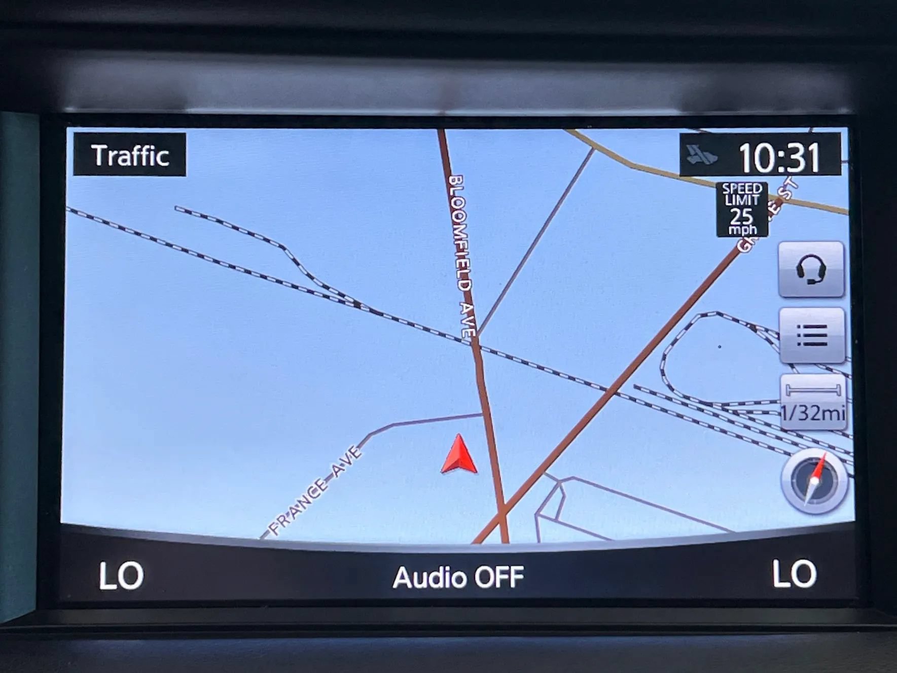 Used 2019 INFINITI QX30 AWD w/ Cargo Package image 15