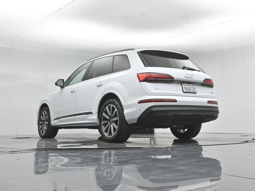 Used 2022 Audi Q7 2.0T Premium Plus w/ Premium Plus Package AWD/4WD image 50