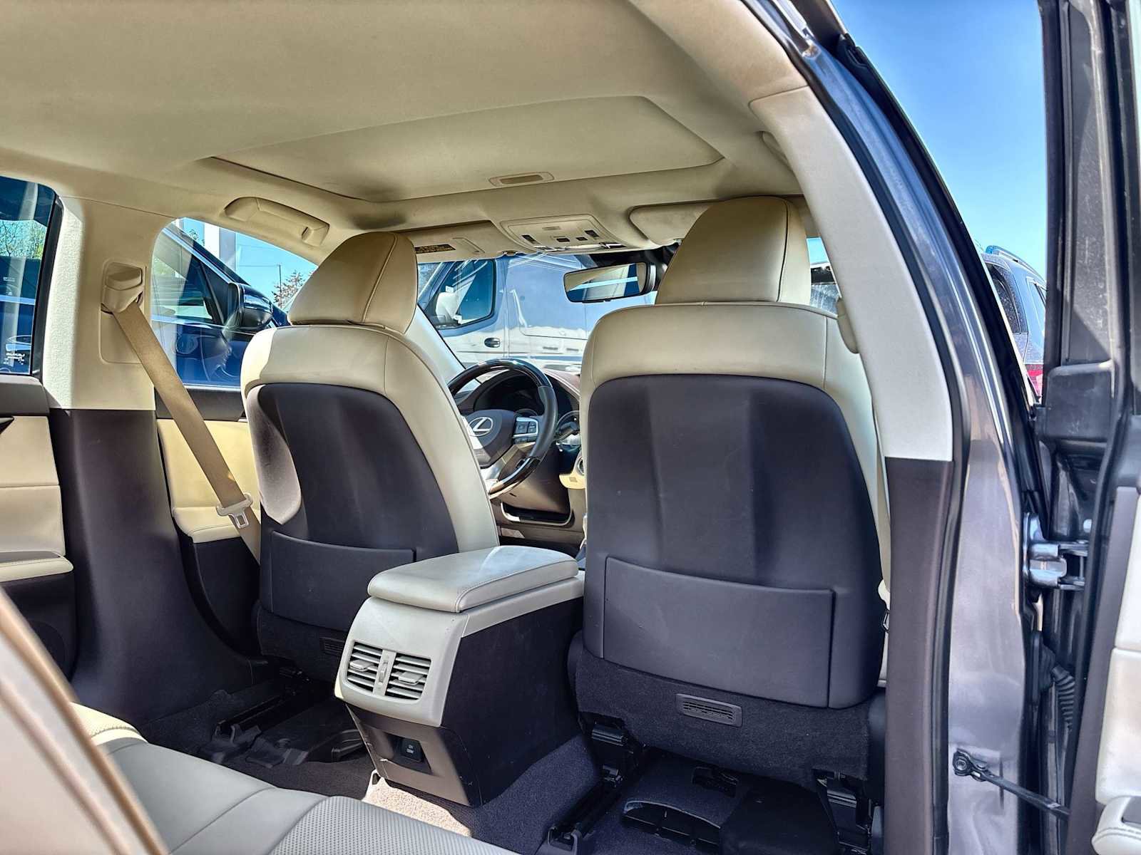 Used 2018 Lexus ES 350 w/ Luxury Package w/Wood Trim image 17