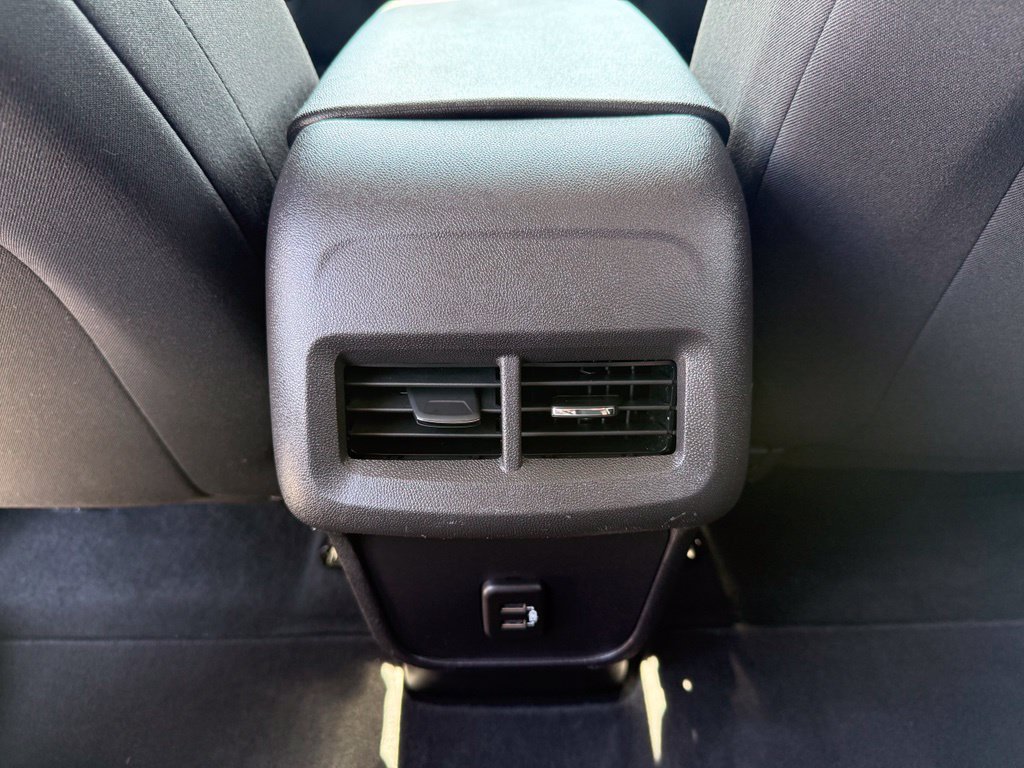 Used 2024 Chevrolet Equinox LT AWD/4WD image 36