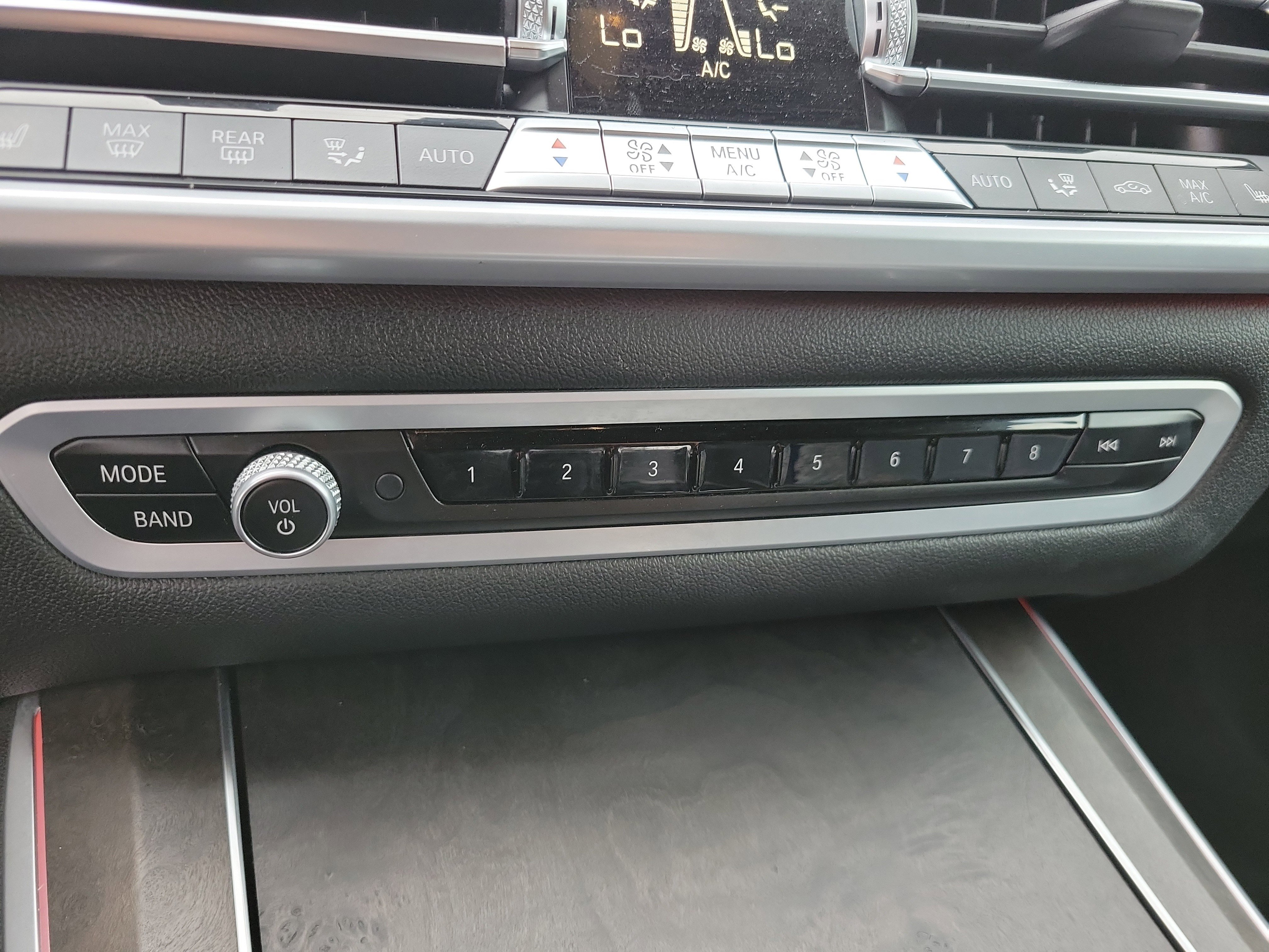 Used 2022 BMW X5 xDrive40i AWD/4WD image 18