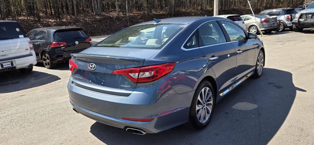 Used 2015 Hyundai Sonata Sport w/ Option Group 03 FWD image 6