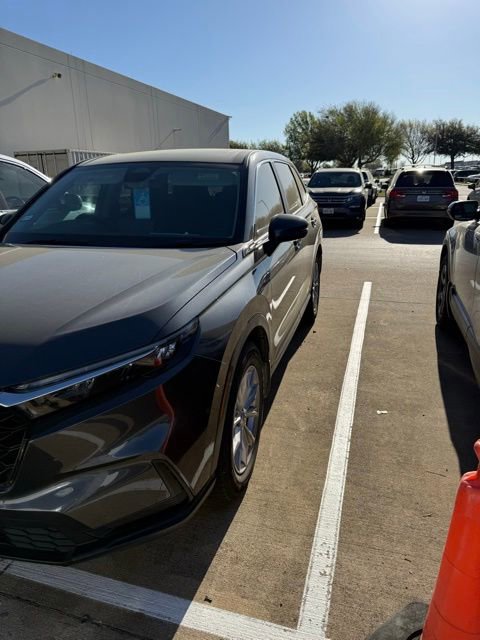 Used 2025 Honda CR-V EX image 6