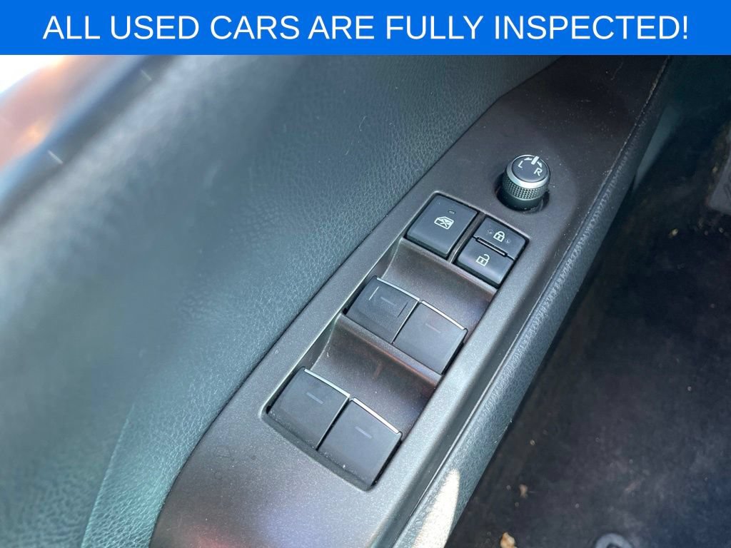 Used 2022 Toyota Camry XLE FWD image 23