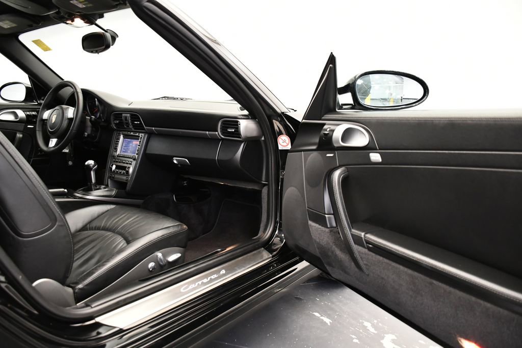 Used 2008 Porsche 911 Carrera 4 image 38