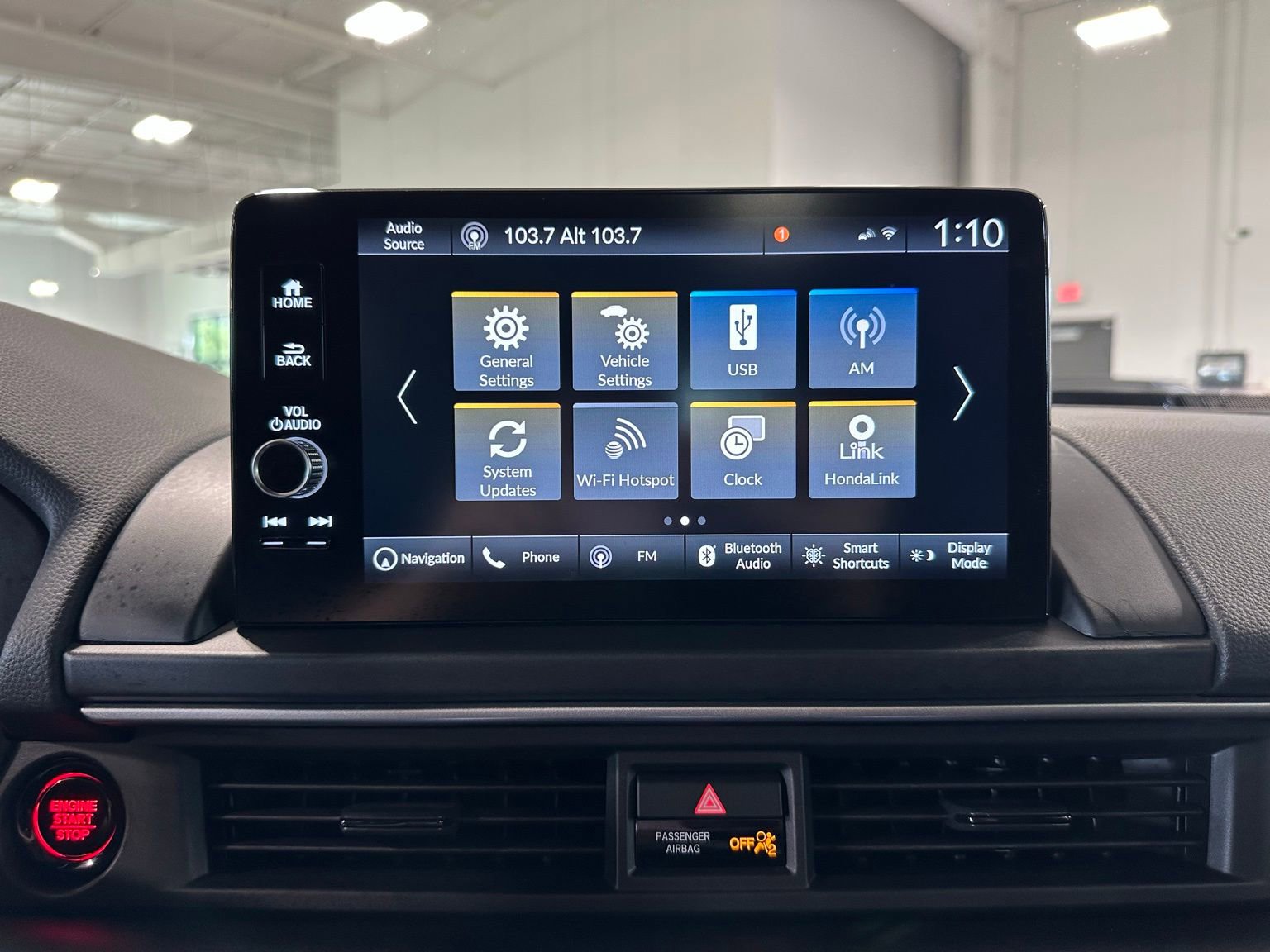 Used 2025 Honda Pilot Black Edition image 28