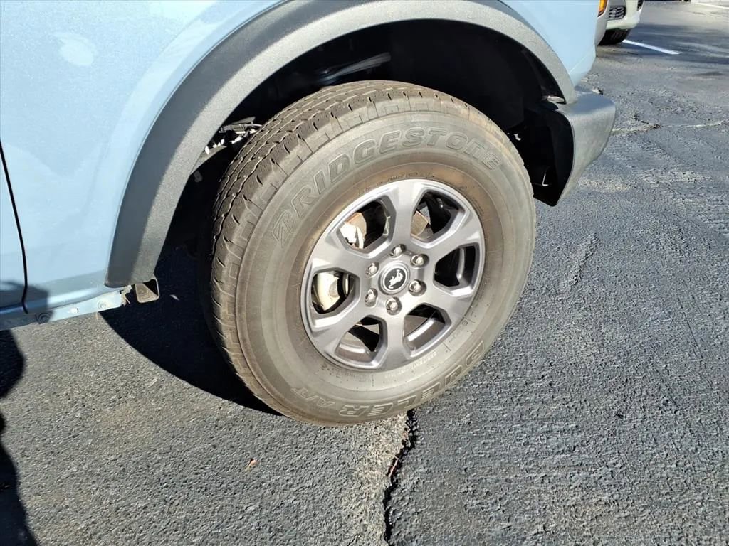 Used 2023 Ford Bronco Big Bend image 9