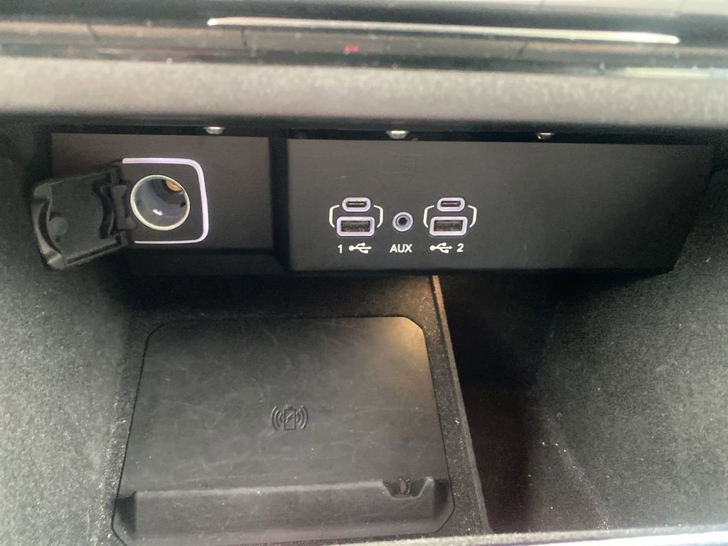 Used 2024 Jeep Wagoneer L Series II w/ Flexible Seating Group image 26