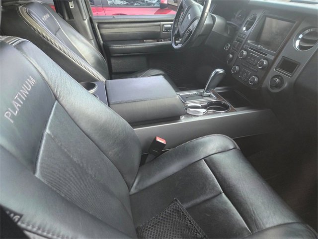 Used 2015 Ford Expedition Platinum image 11
