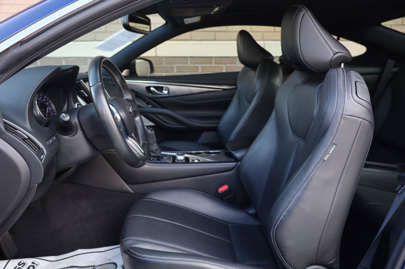 Used 2019 INFINITI Q60 3.0t Luxe w/ Cargo Package RWD image 18