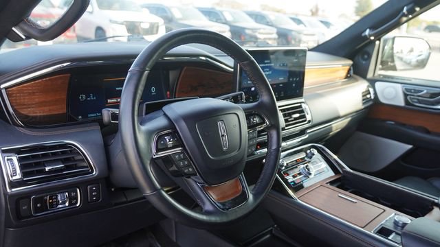 Used 2023 Lincoln Navigator Black Label image 20