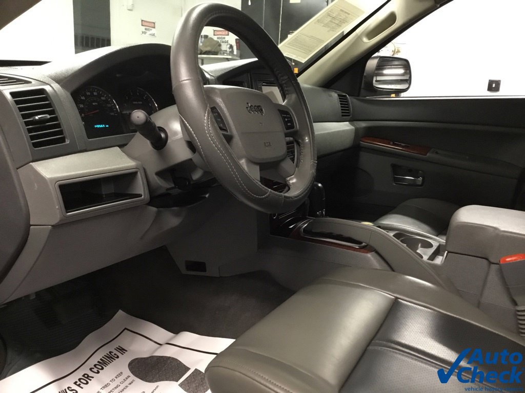 Used 2005 Jeep Grand Cherokee Limited AWD/4WD image 23