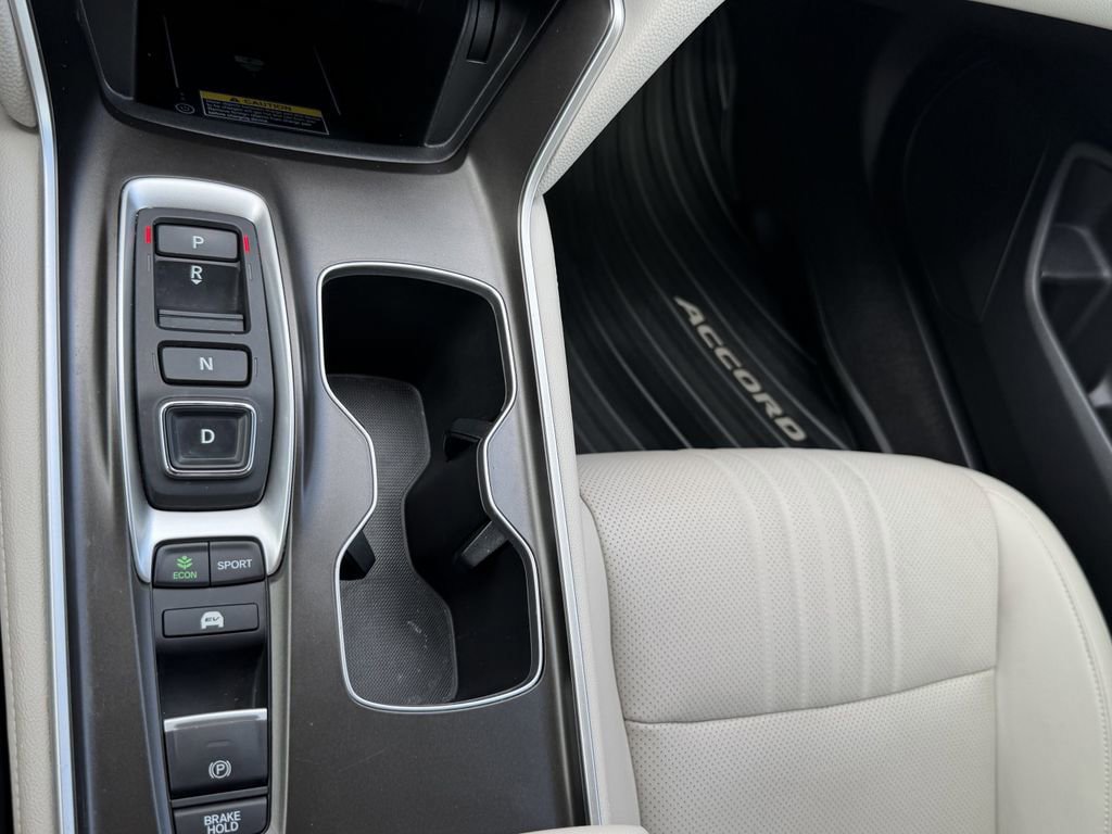 Used 2022 Honda Accord EX-L image 26