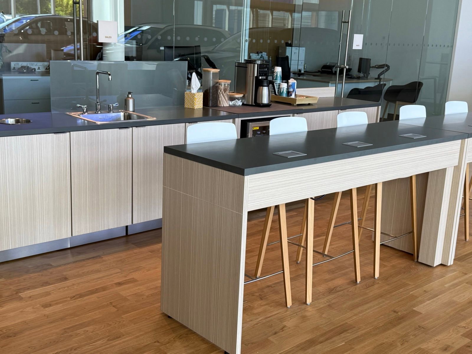 Used 2023 Jeep Grand Cherokee Altitude image 42